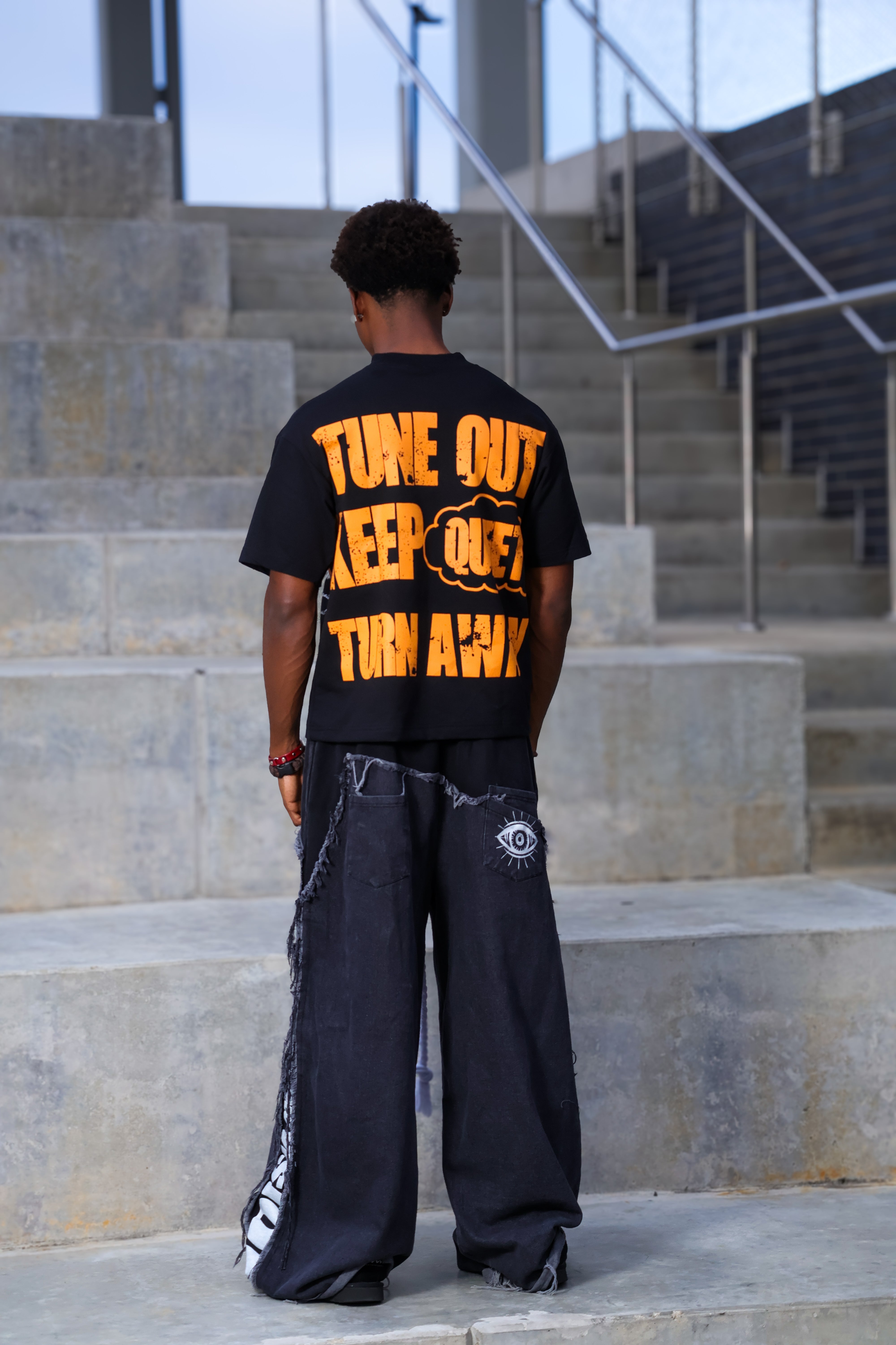HN-SN-SN EXOTIC TEE